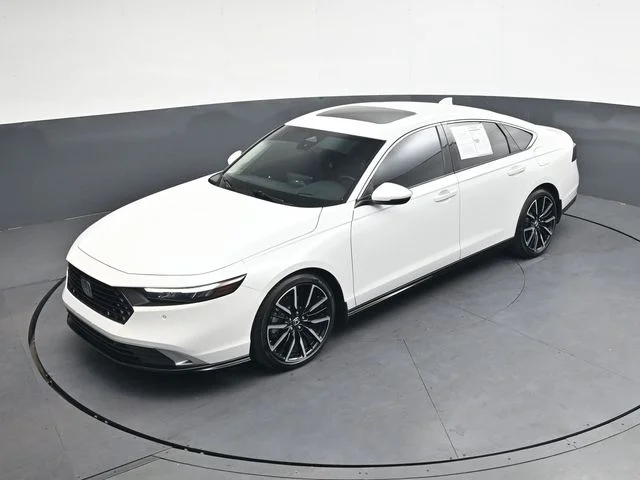 Used 2025  Honda Touring image 28