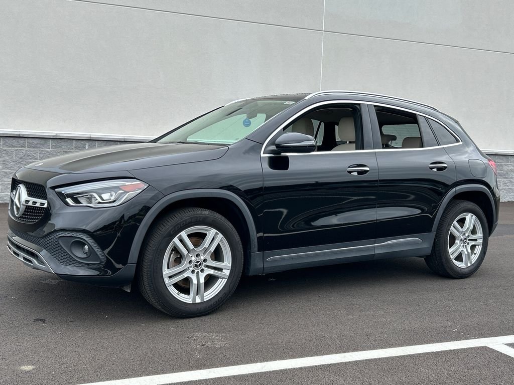 Used 2023 Black Mercedes-Benz GLA 250 image 1