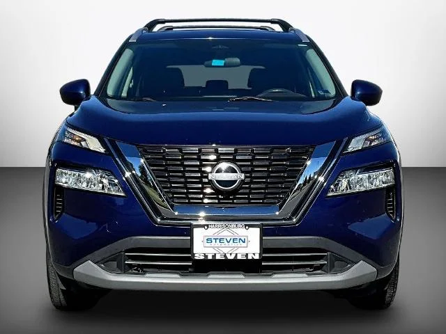Used 2023 Caspian Blue Nissan  image 2