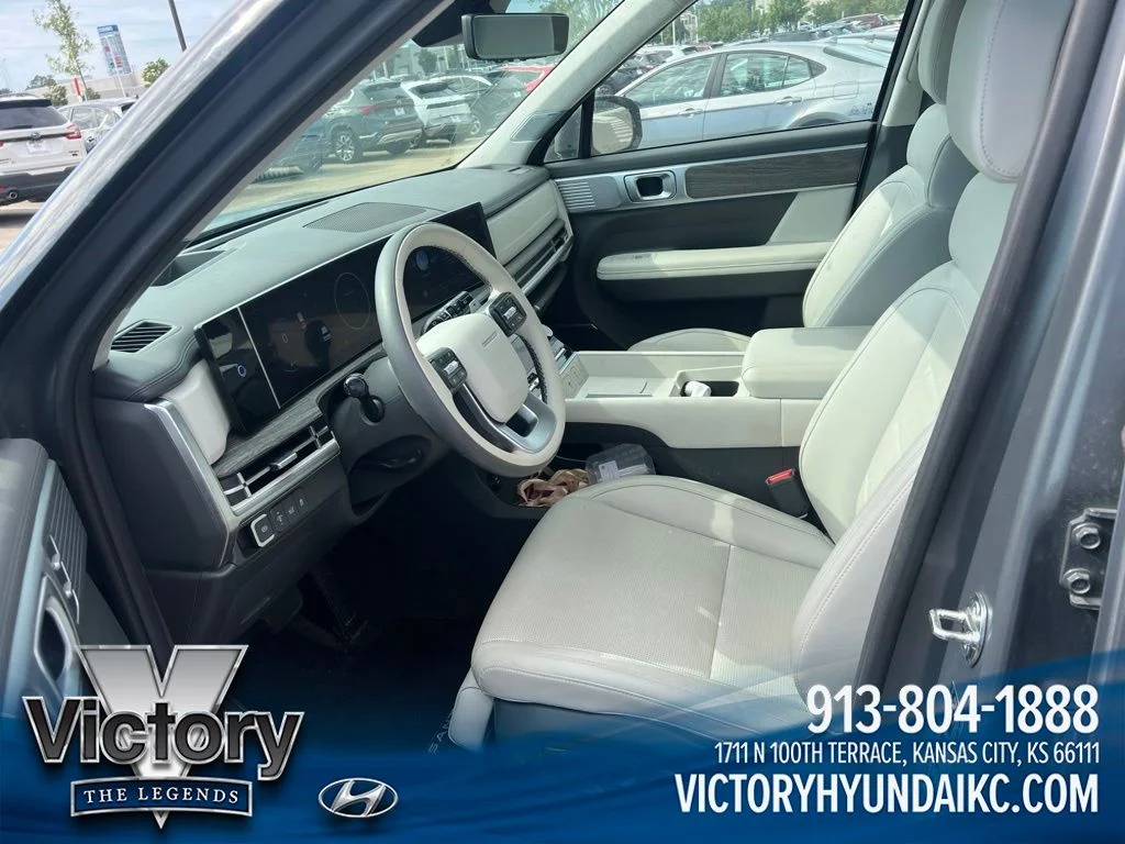 Used 2024 Gray Hyundai Calligraphy image 9