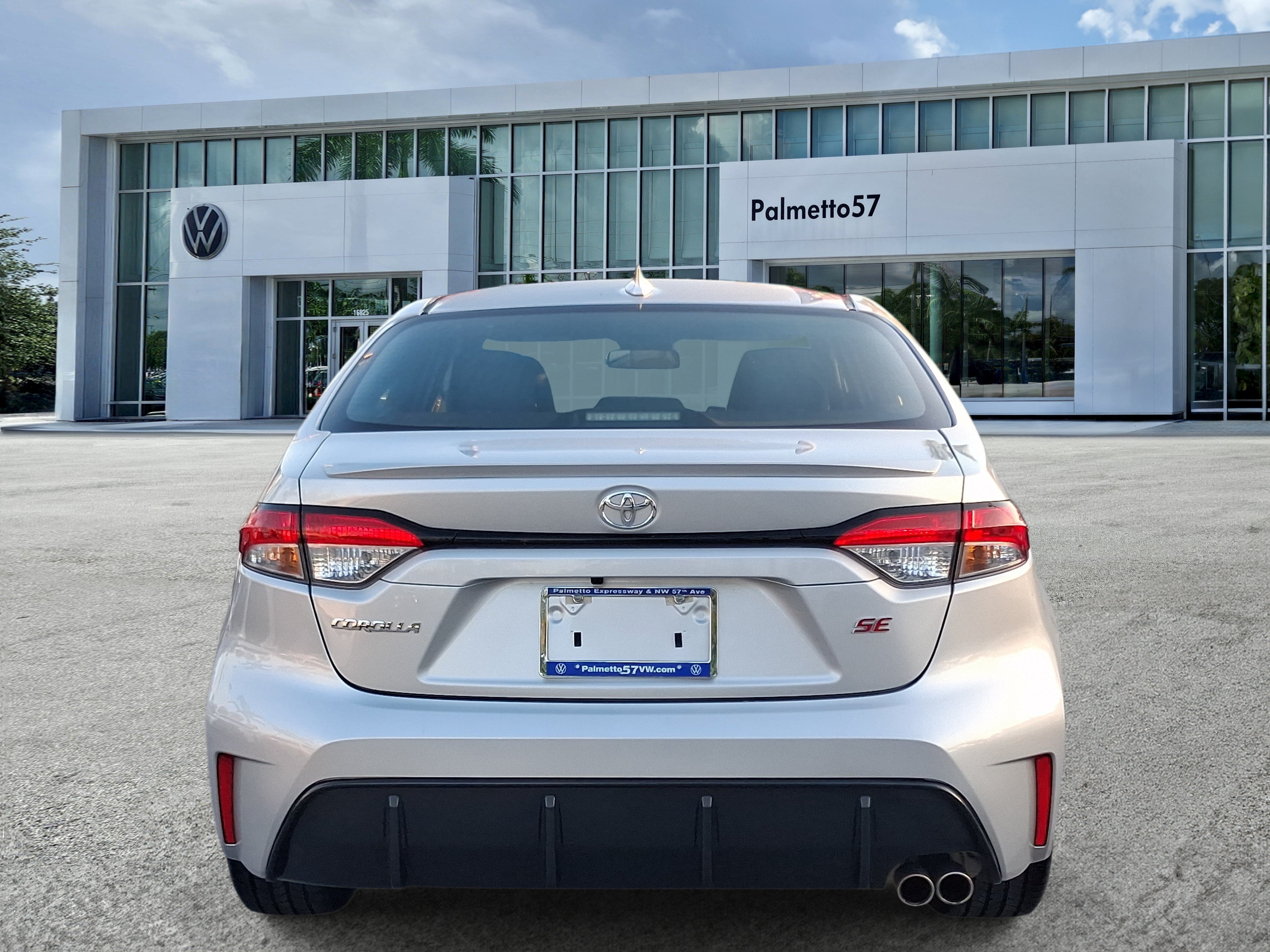 Used 2025 Silver Toyota SE image 5