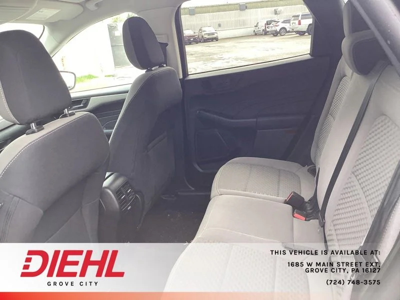 Used 2022 Blue Ford SE image 15