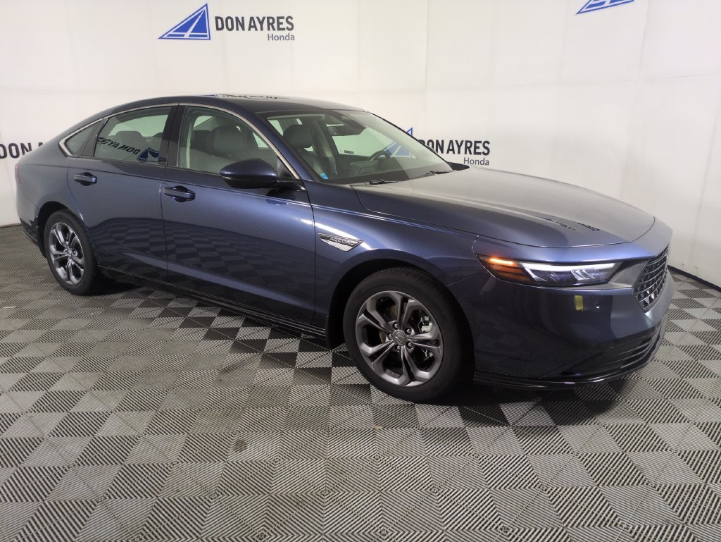 2024 Honda Accord Hybrid EX-L - Photo 12