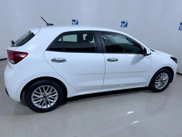 Used 2023 CLEAR WHITE Kia S image 8