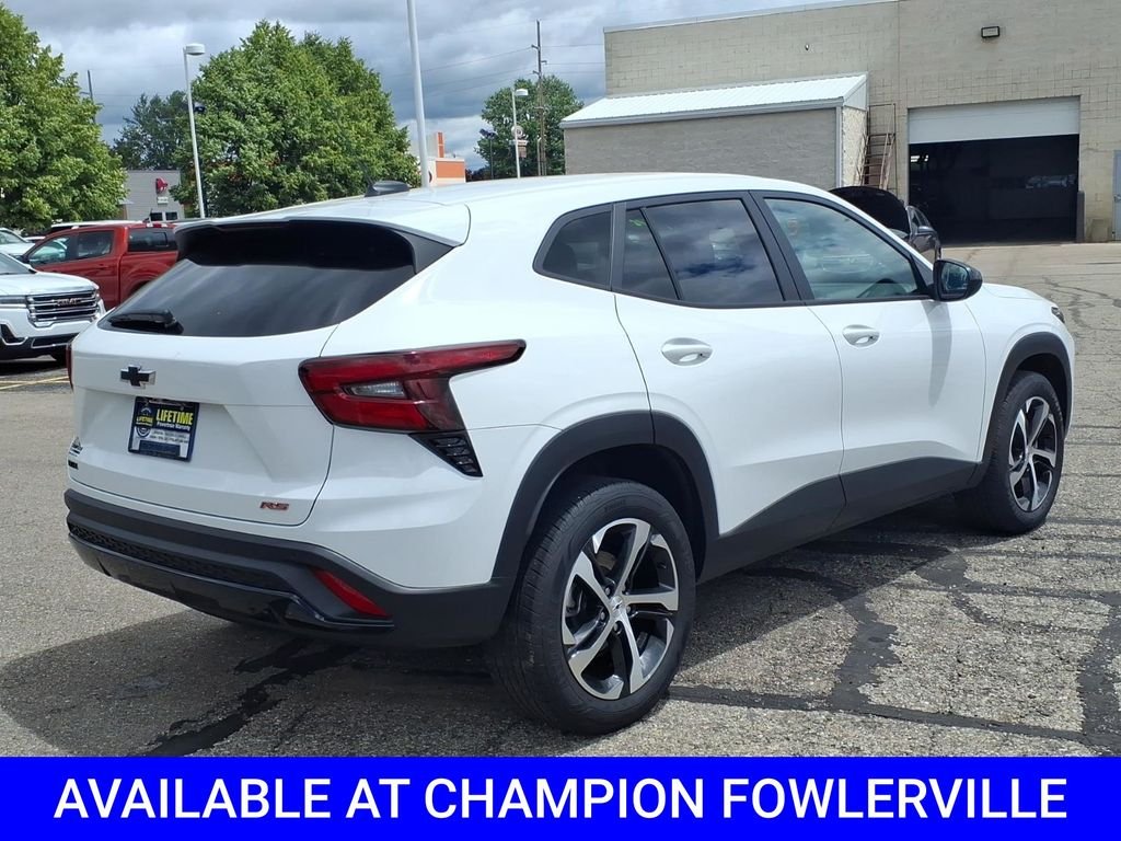 Used 2024 White Chevrolet 1RS image 7
