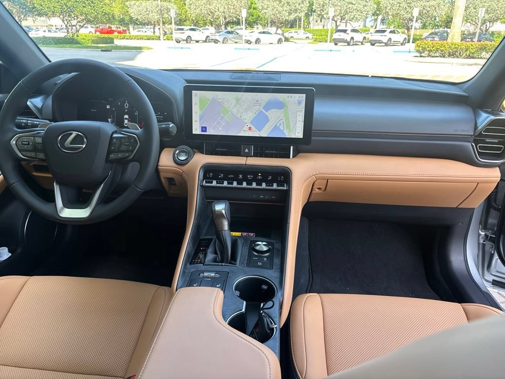 Used 2026 Iridium Lexus IS 350 F SPORT Design image 7