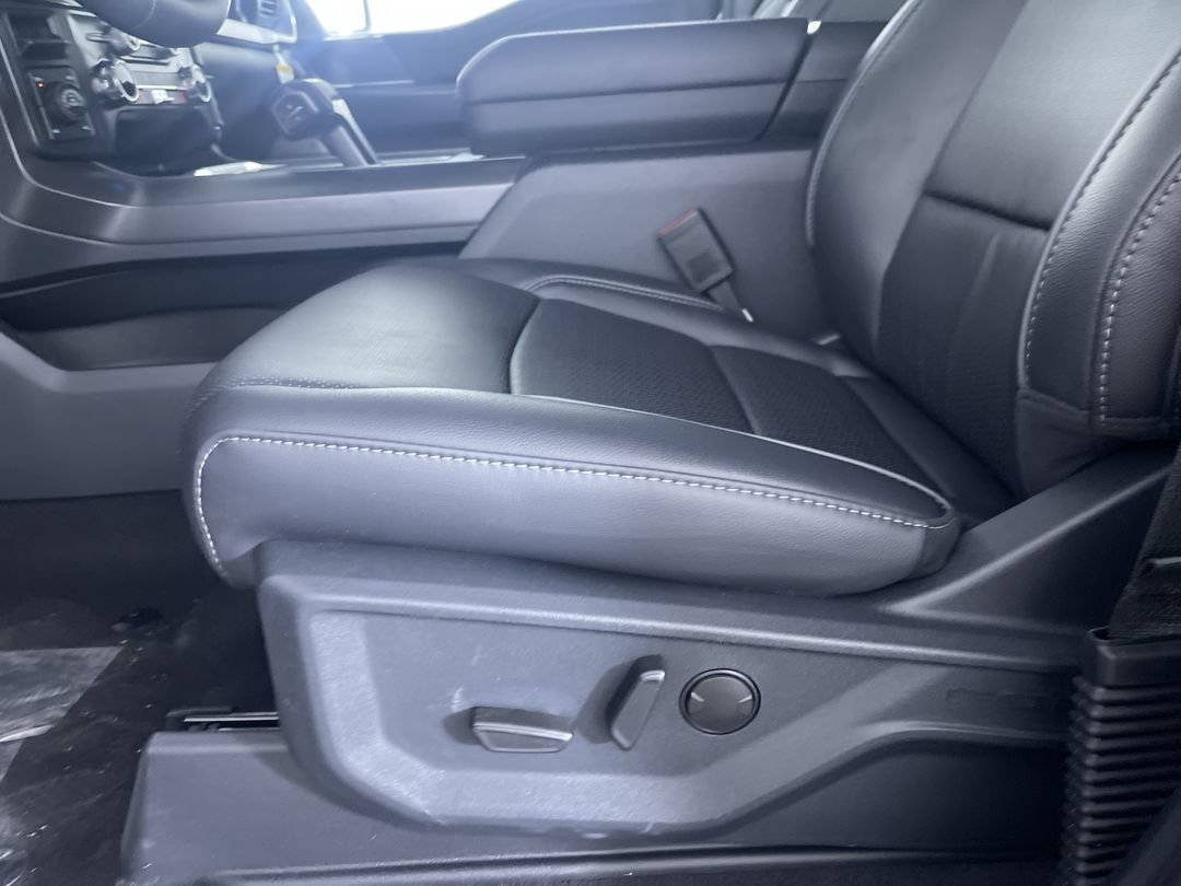 New 2026 Carbonized Gray Metallic Ford Lariat image 13