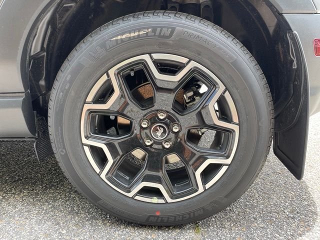 New 2026 Carbonized Gray Metallic Ford Outer Banks® image 9
