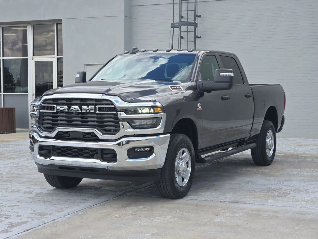 New 2026 Granite Crystal Metallic Clearcoat Ram Tradesman image 2