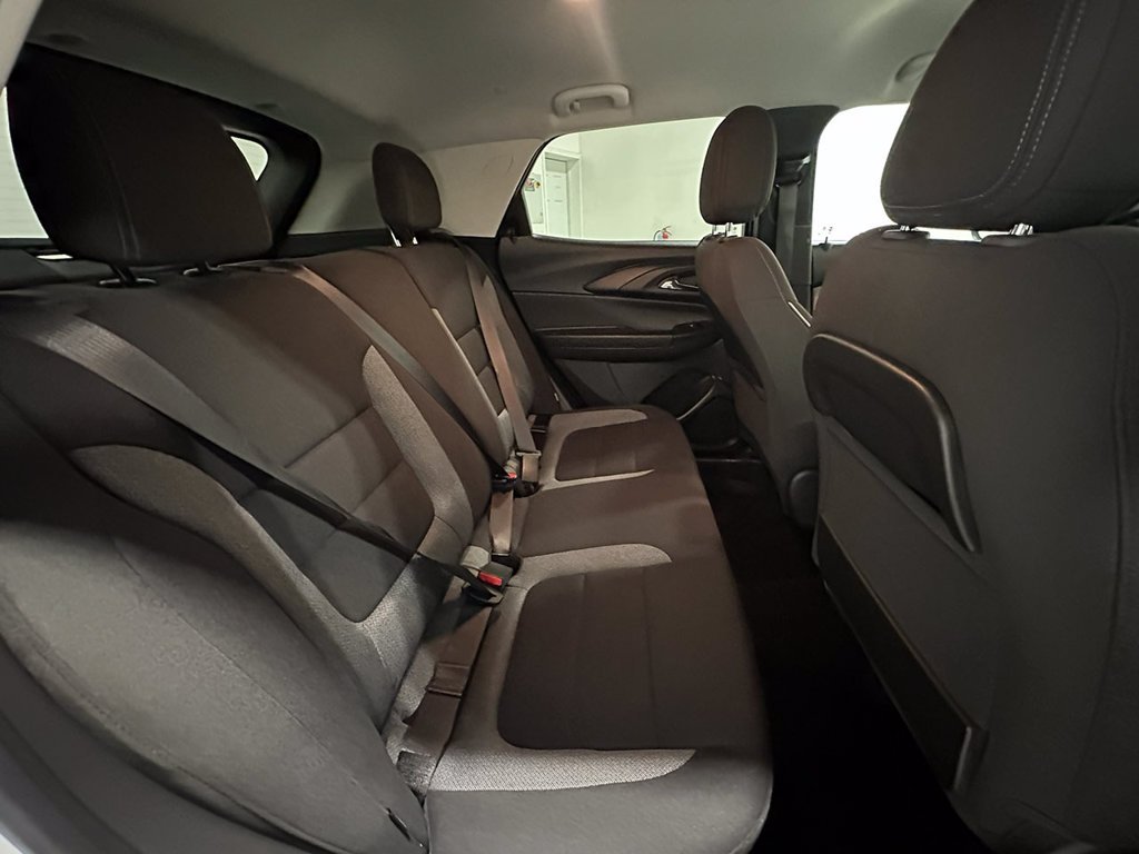 Used 2024 White Chevrolet LT image 22