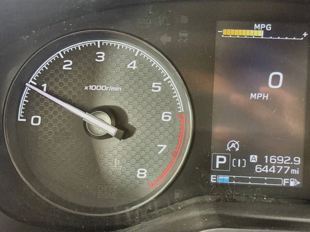 Used 2020 White Subaru Base image 14