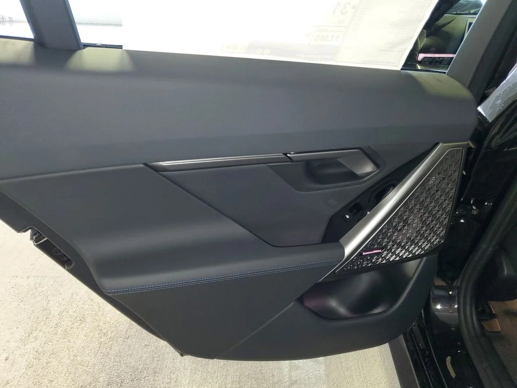 Used 2026 Black BMW 530i image 9