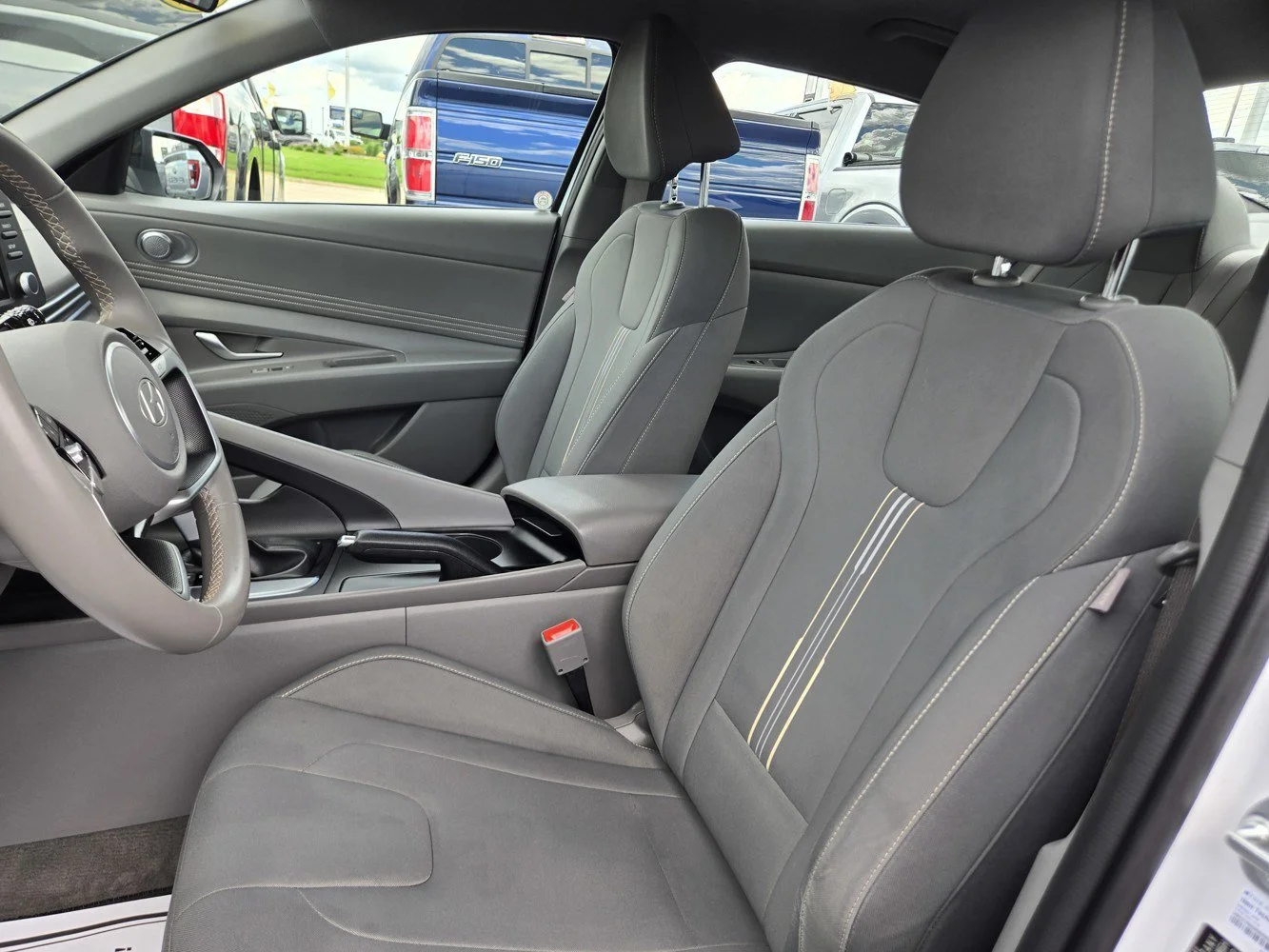 Used 2025 Serenity White Hyundai SEL Sport image 27