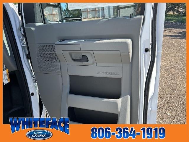 2025 Ford E-Series Cutaway Base - Photo 82