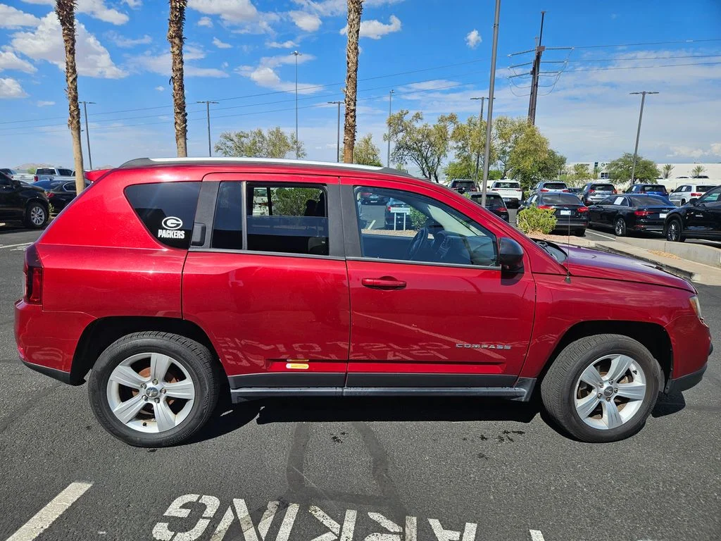 Used 2016 Red Jeep Sport image 4