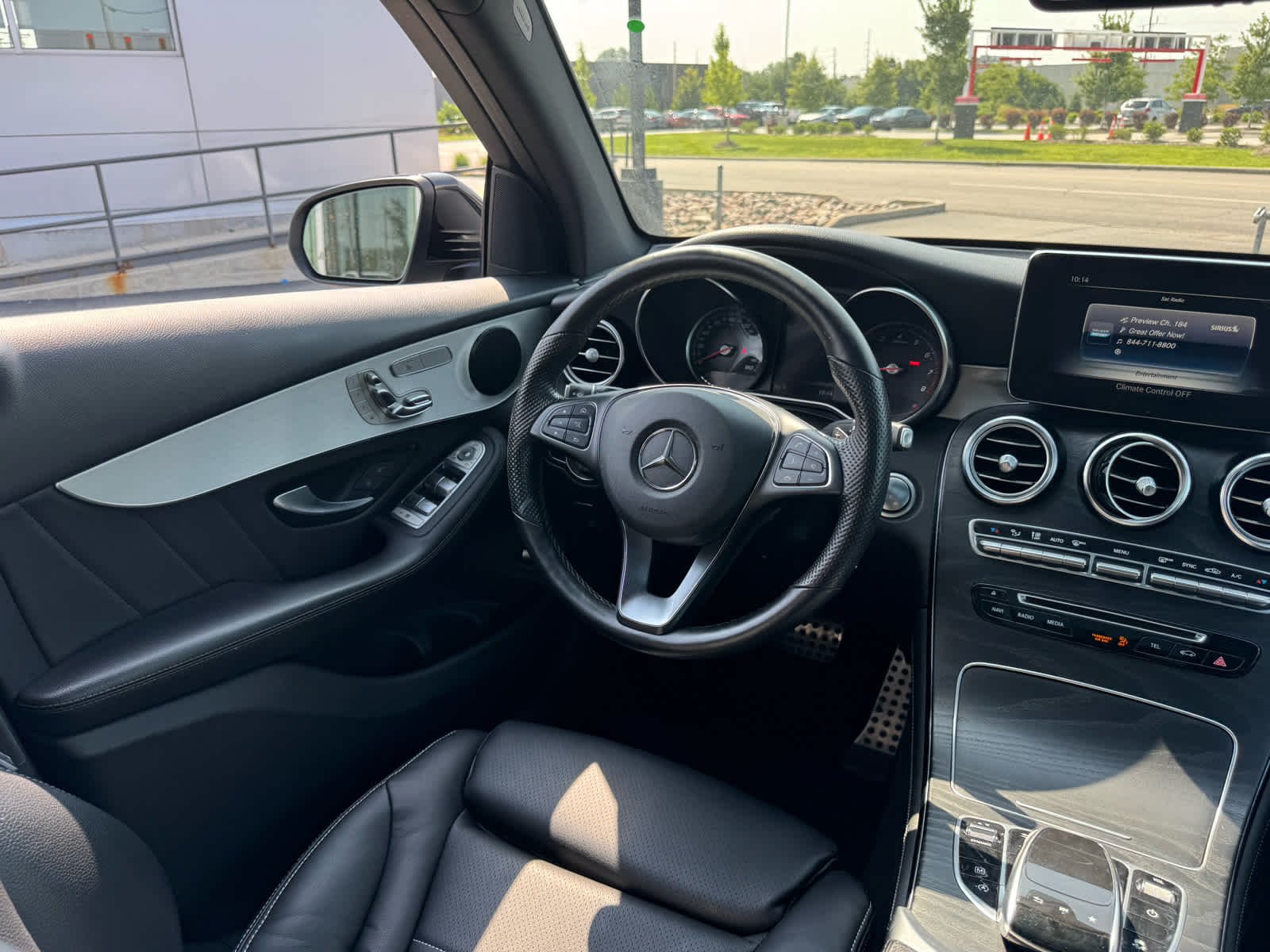 Used 2019 Mojave Silver Metallic Mercedes-Benz GLC 300 image 36