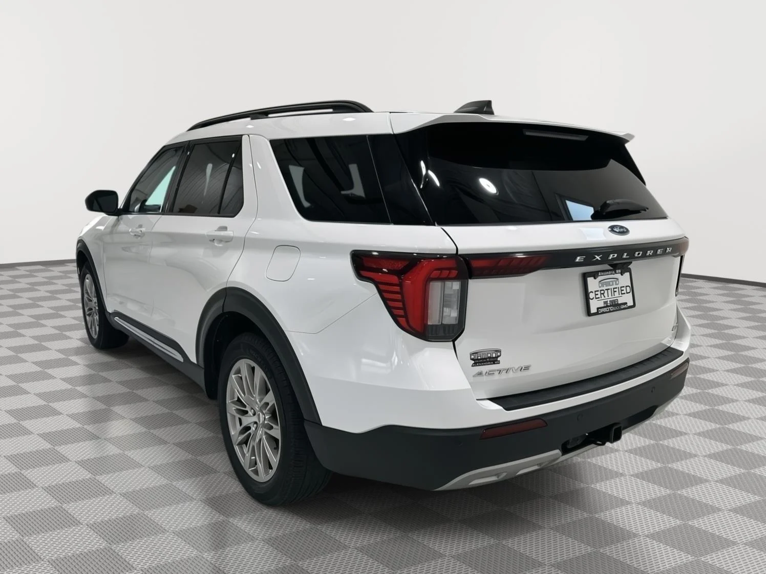 Used 2025 White Ford Active image 3