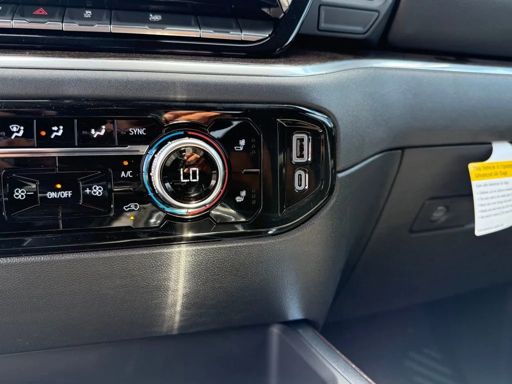 New 2026 Sterling Metallic GMC Elevation image 25