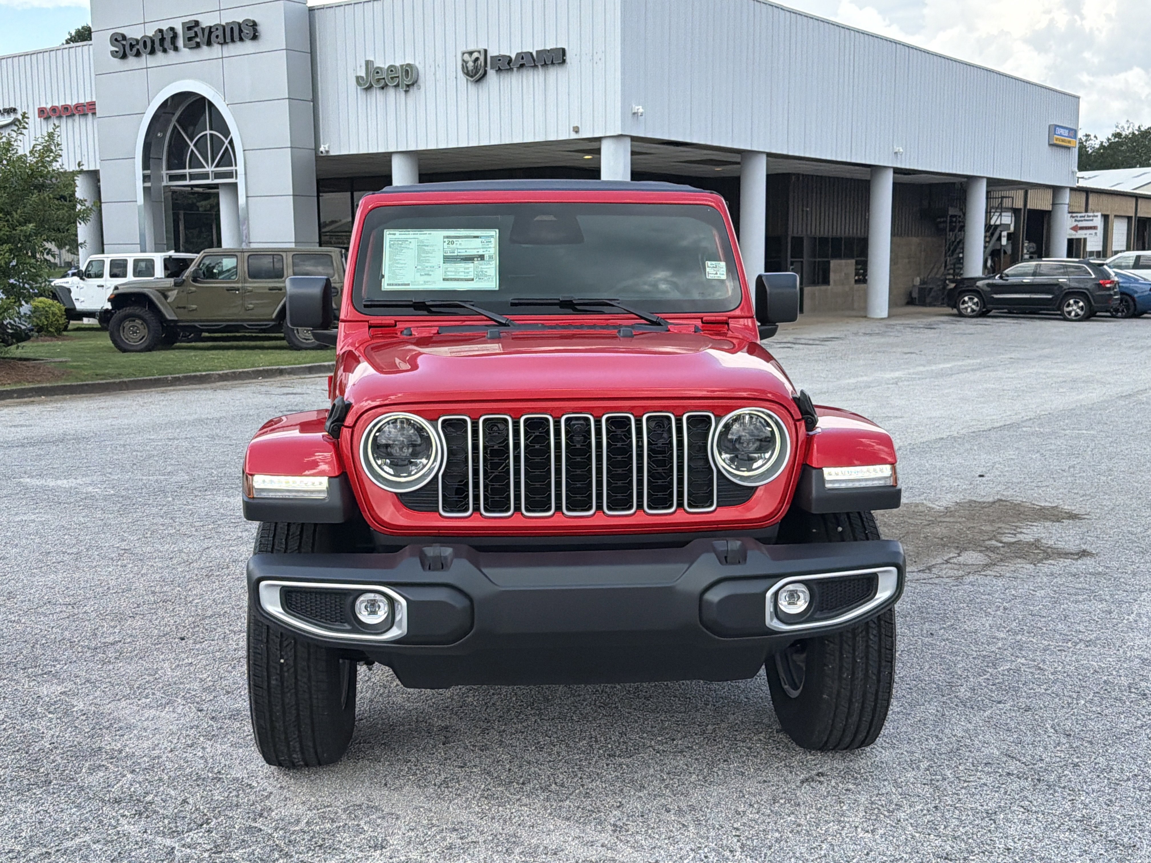 New 2026 Firecracker Red Clear-Coat Exterior Paint Jeep Sahara image 3