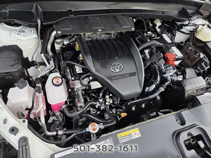 Used 2024 Pearl TOYOTA PLATINUM AWD image 26