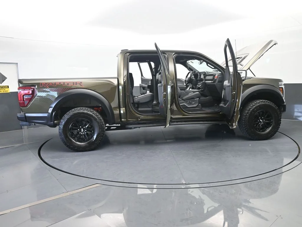Used 2025 Green Ford Raptor image 80