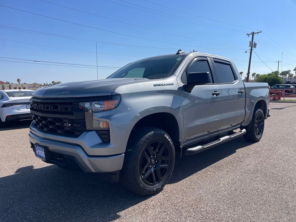 Used 2025 Gray Chevrolet Custom image 3