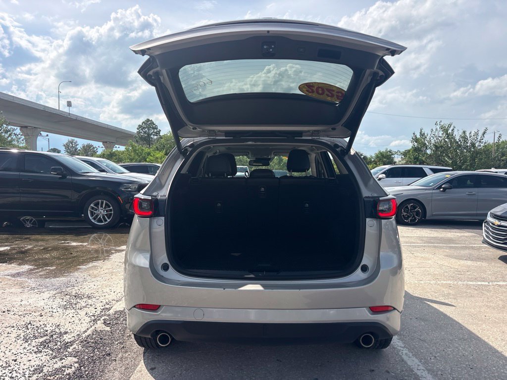 2025 Mazda CX-5 S Preferred package - Photo 16