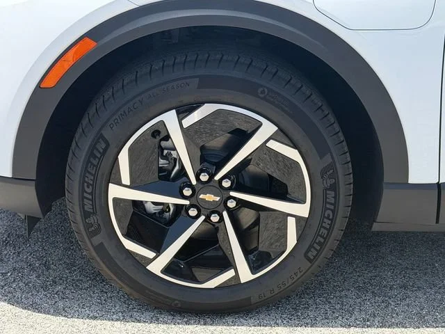 New 2026 Summit White Chevrolet LT image 9