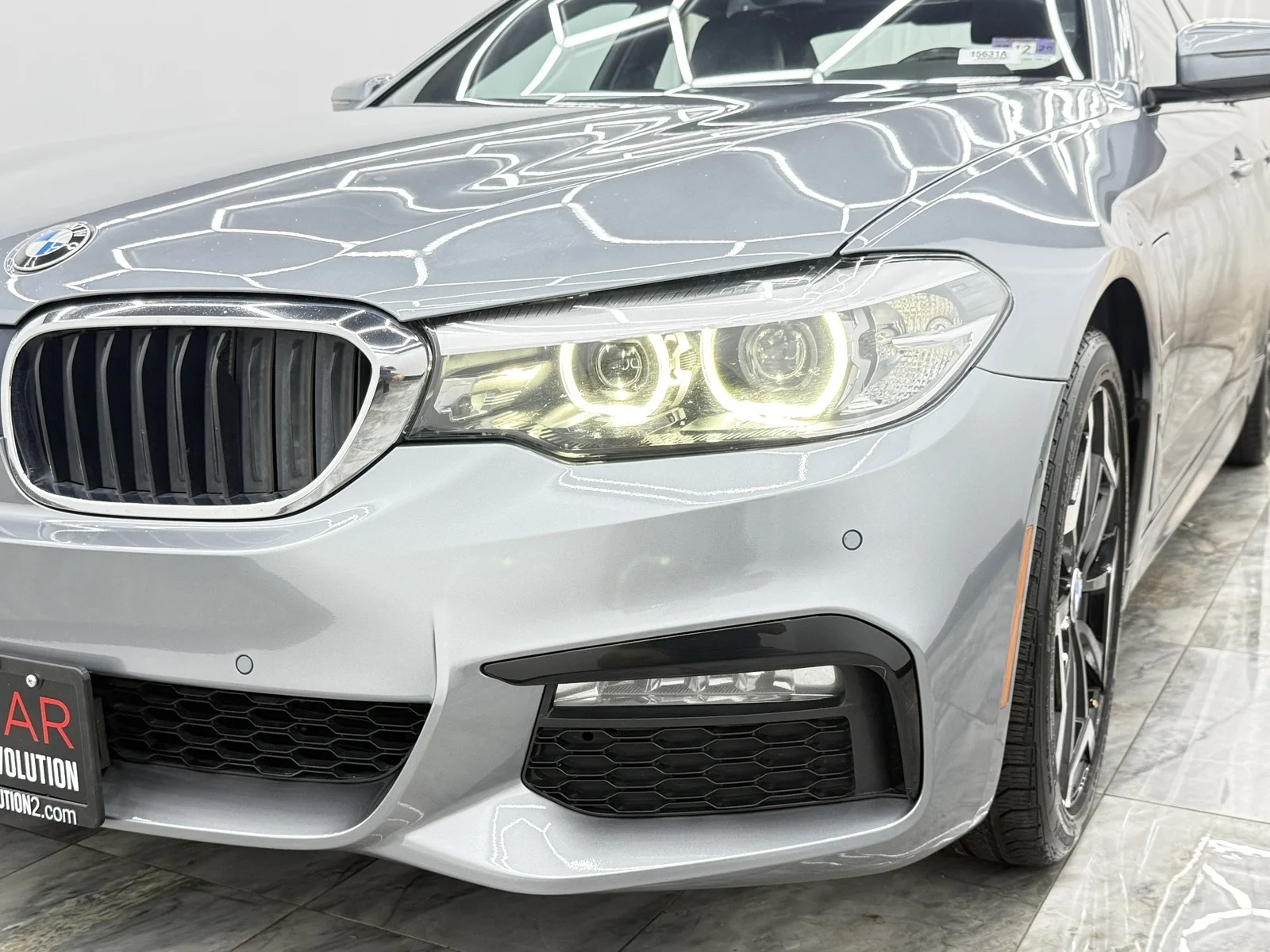 Used 2018 Bluestone Metallic BMW 530e xDrive iPerformance image 51