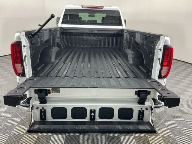 2024 GMC Sierra 3500HD SLE - Photo 9