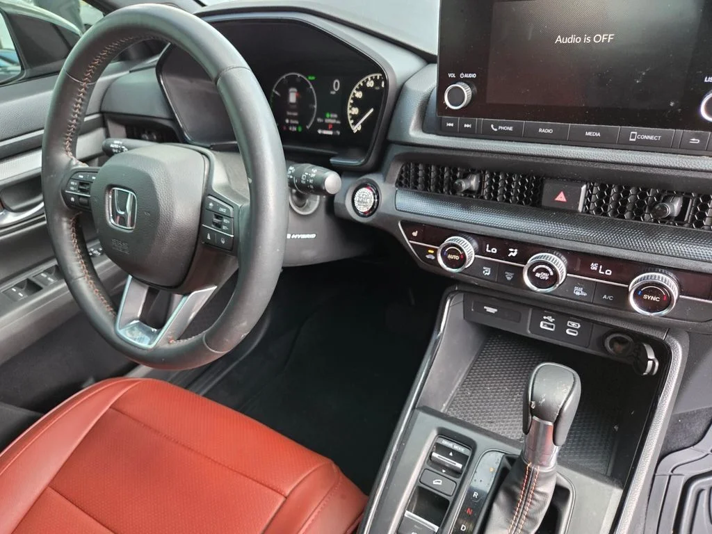 2025 Honda CR-V Sport - Photo 32