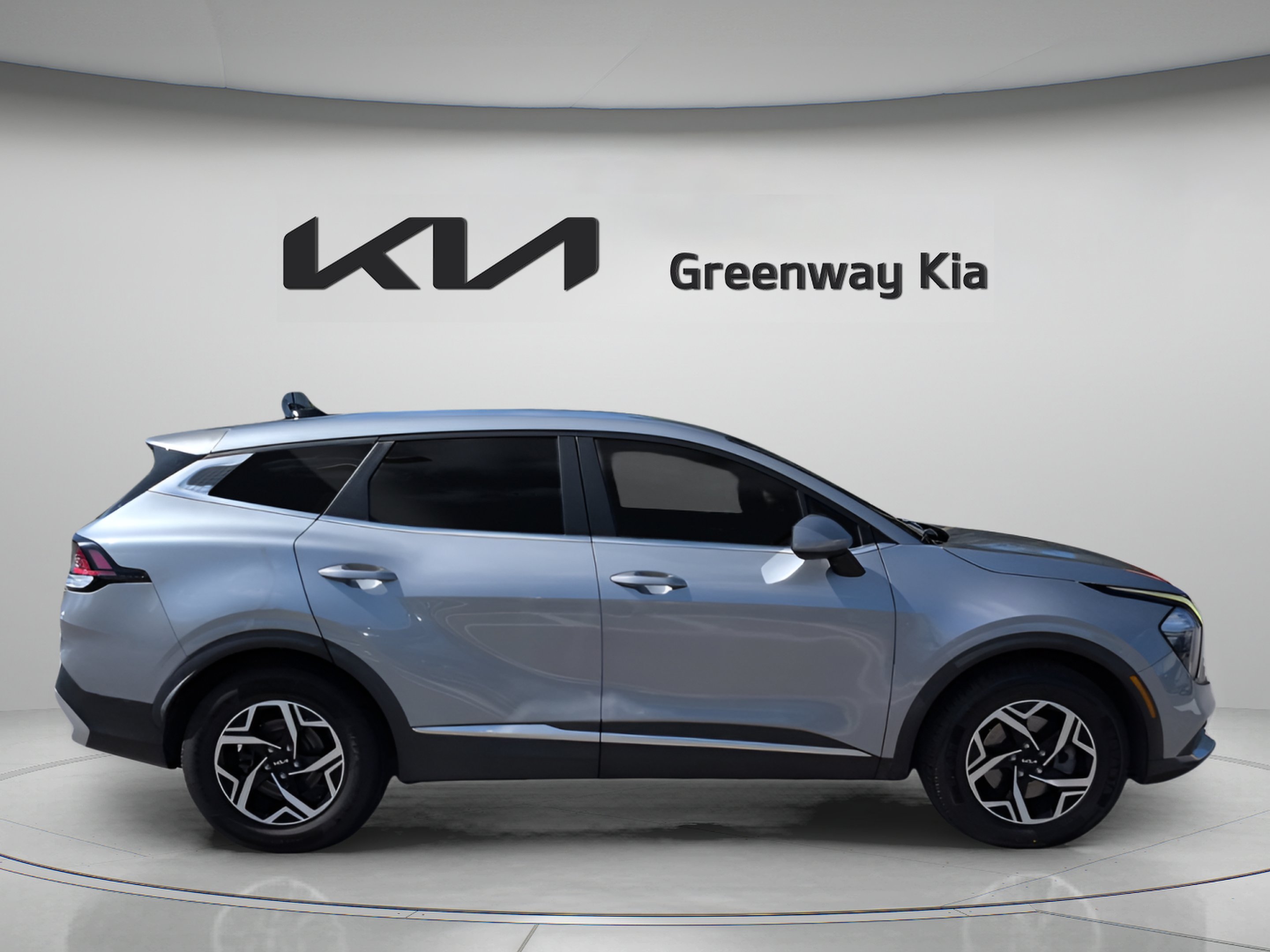 Used 2023 Steel Gray Kia LX image 9
