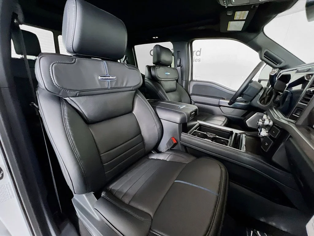 New 2026 Star White Metallic Tri-Coat Ford Platinum image 17