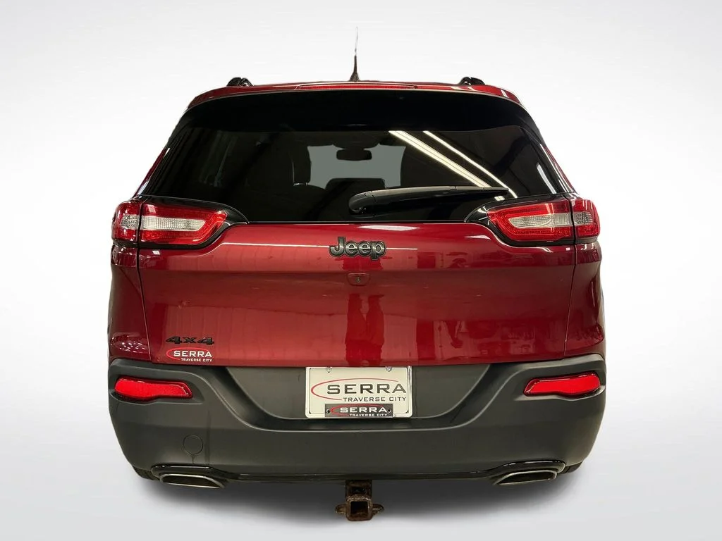 Used 2016 Red Jeep Limited image 4