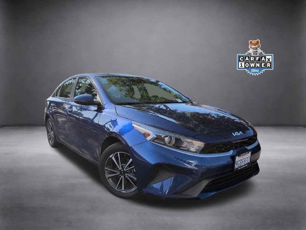 Used 2023 Blue Kia LXS image 1