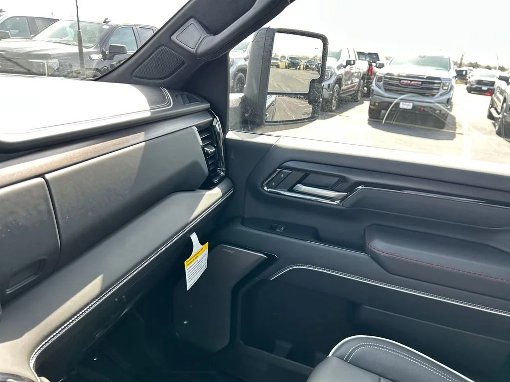 2026 GMC Sierra 2500HD AT4X - Photo 28