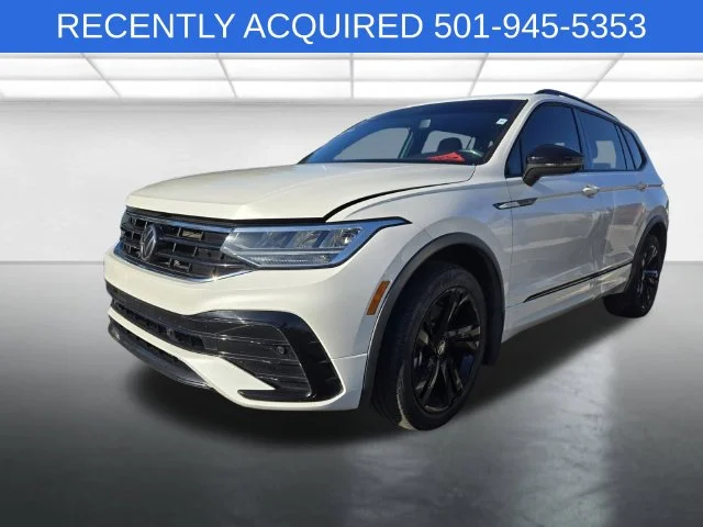 2023 Volkswagen Tiguan SE R-LINE BLACK