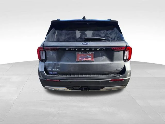 New 2026 Carbonized Gray Metallic Ford Active image 43