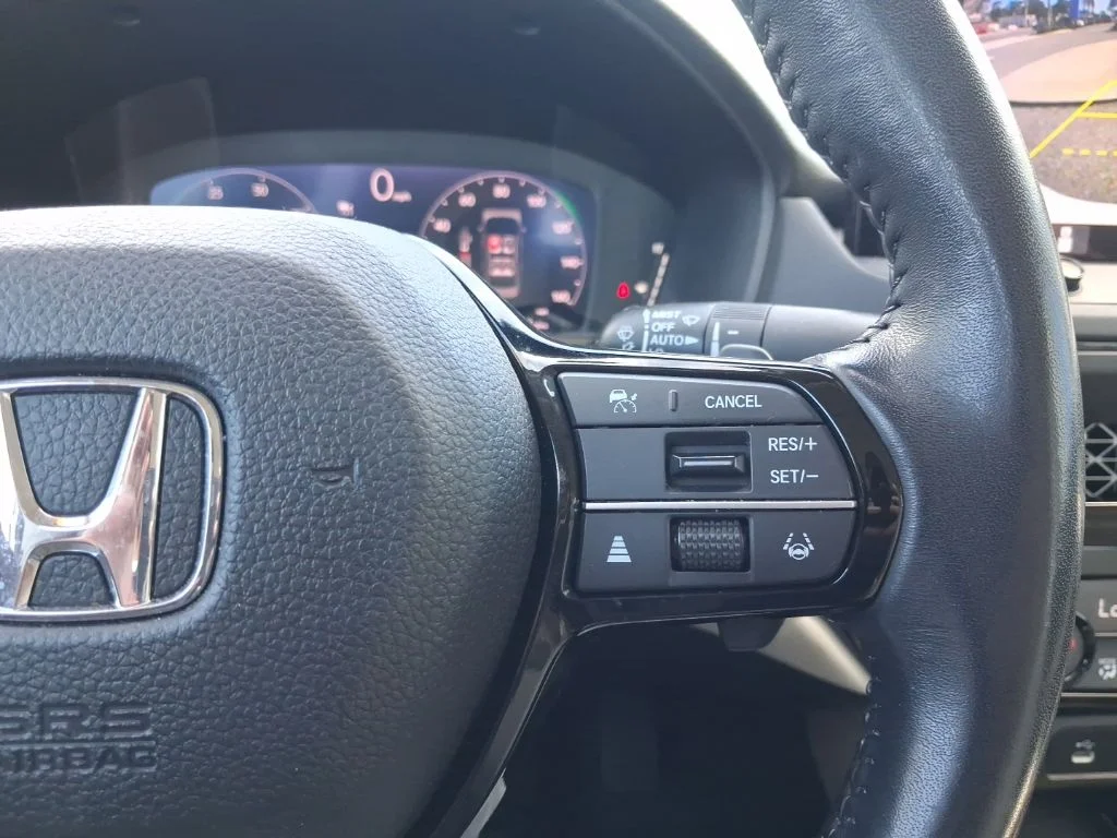 Used 2024  Honda Touring image 31
