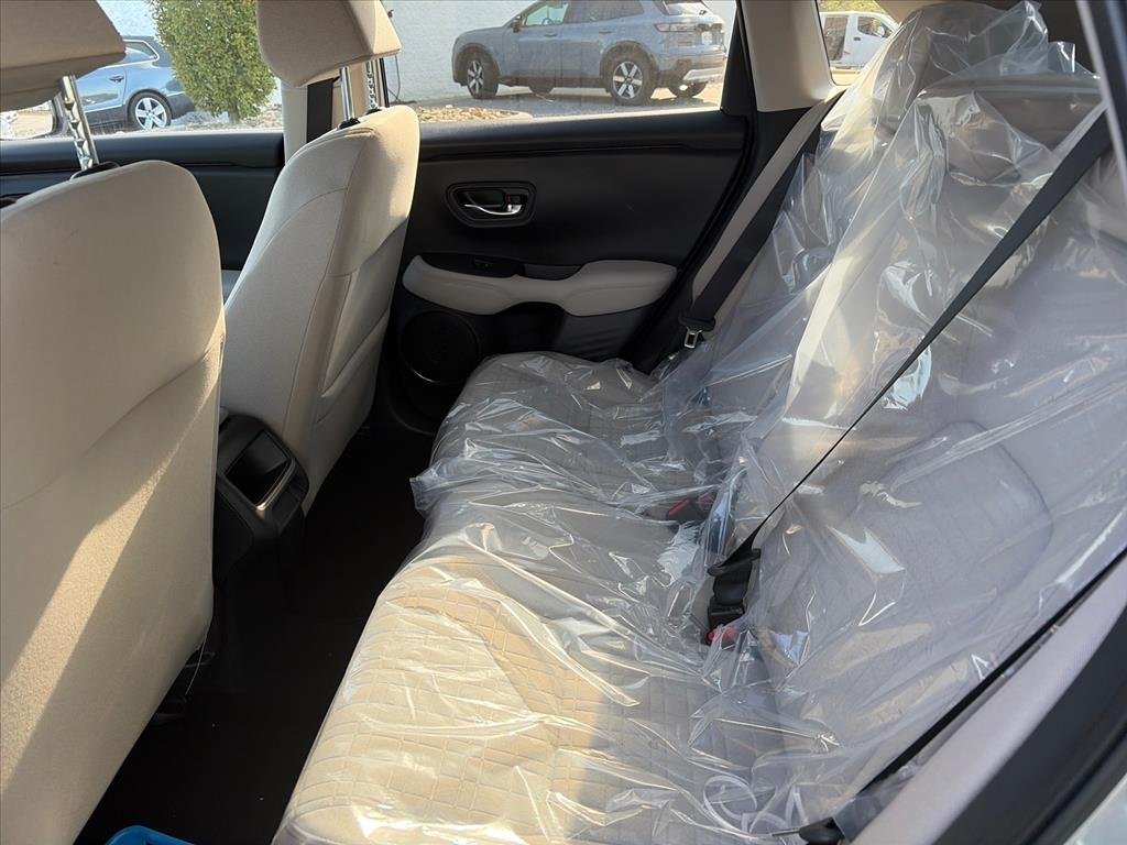 2027 Honda HR-V LX - Photo 12