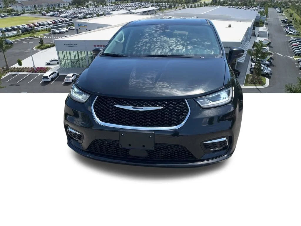 Certified Used 2023 Black Chrysler Touring L image 4