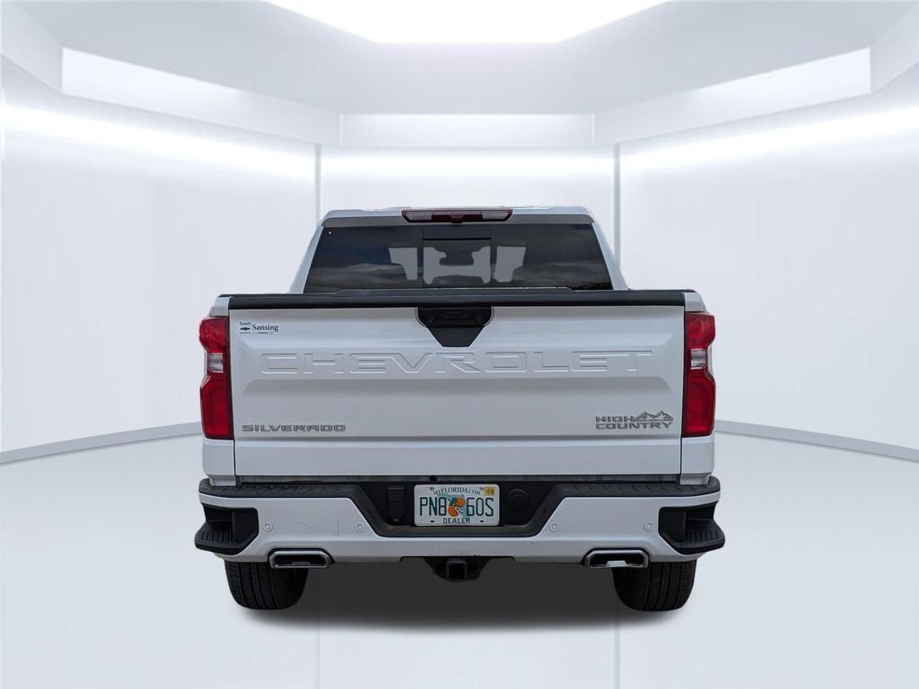 Used 2024 Beige Chevrolet High Country image 5