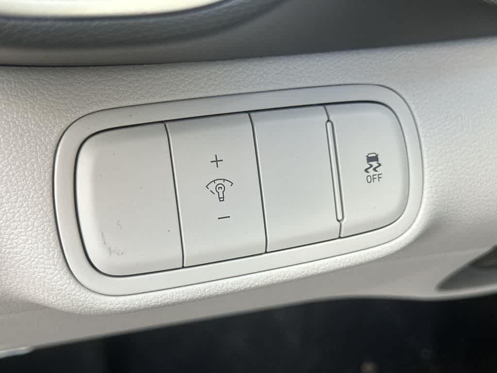 New 2026 Ecotronic Gray Hyundai SEL image 13