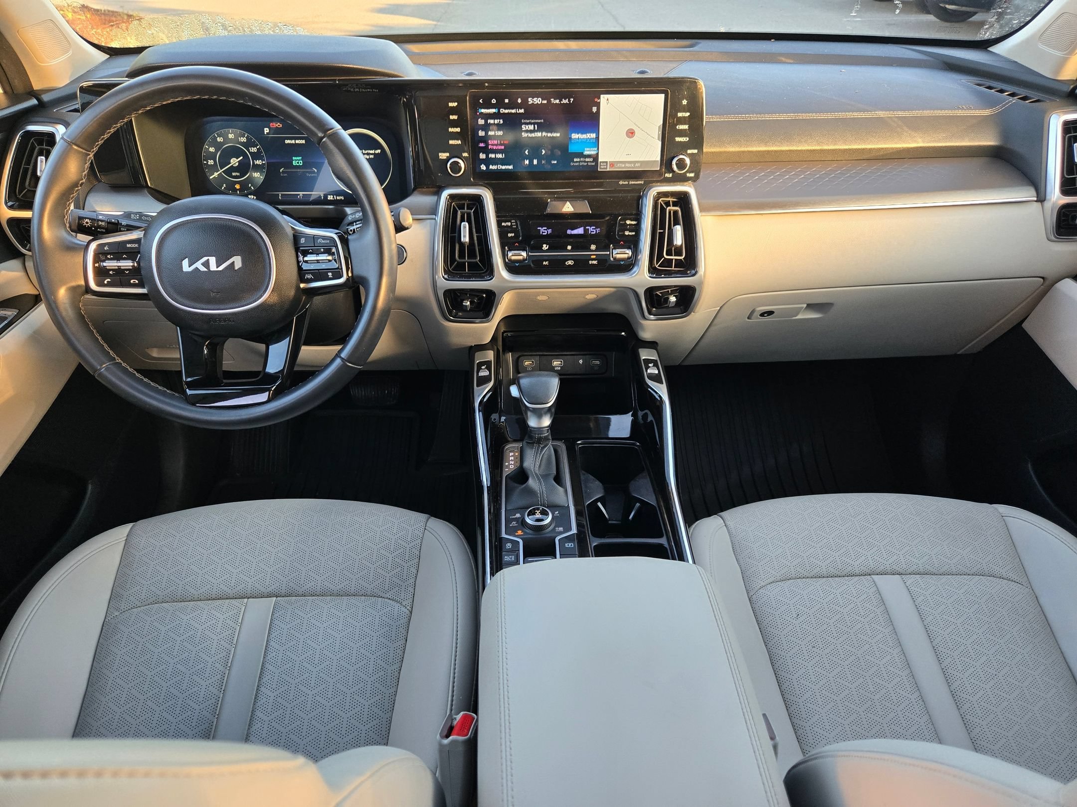 Used 2023 Glacial White Pearl Kia SX image 10