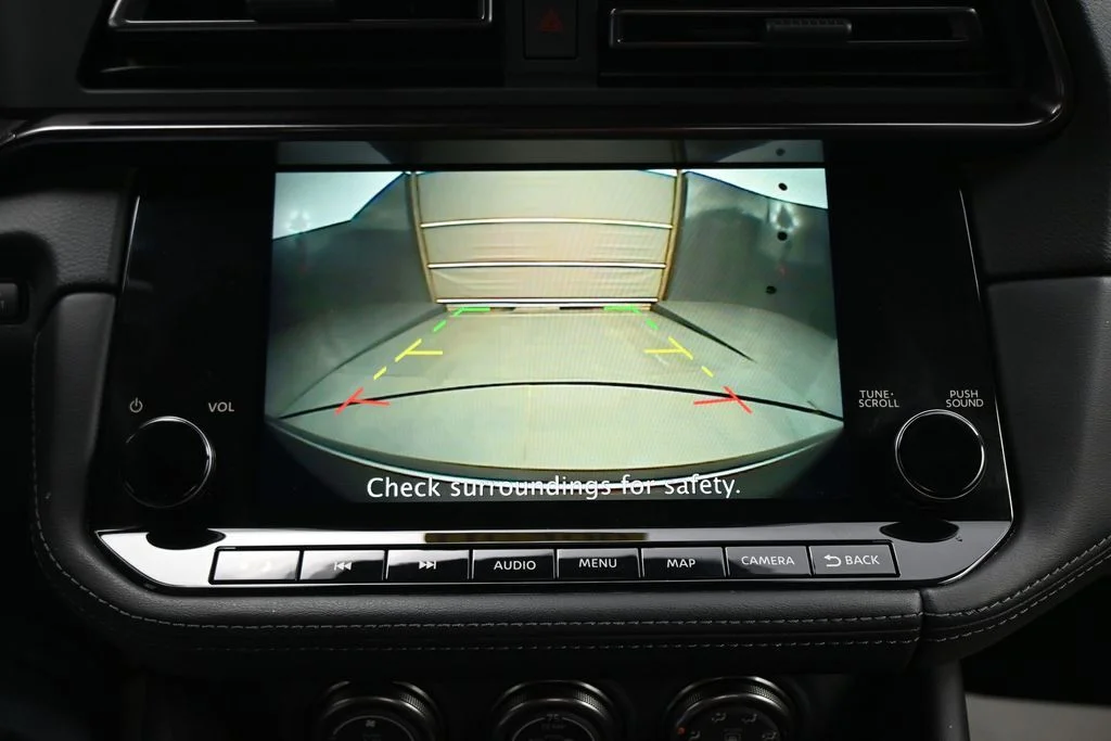 Used 2025 Gray Nissan Performance image 18