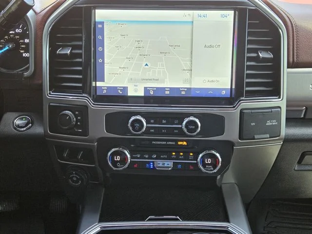 Used 2022 White Metallic Ford Platinum image 14