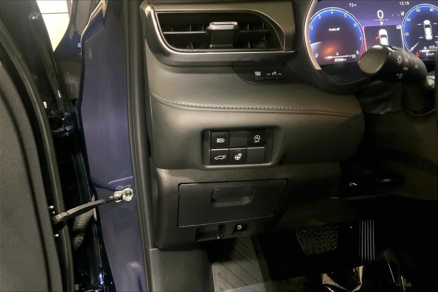 Used 2023 Blueprint Toyota Limited image 35