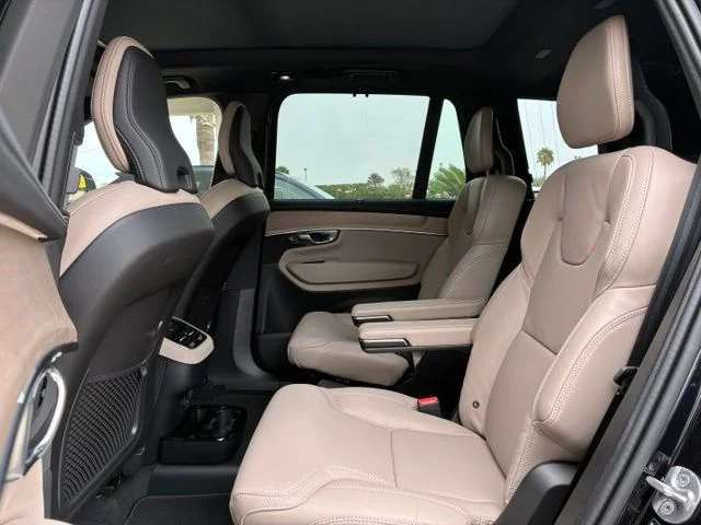 New 2026 Onyx Black Volvo Ultra image 23