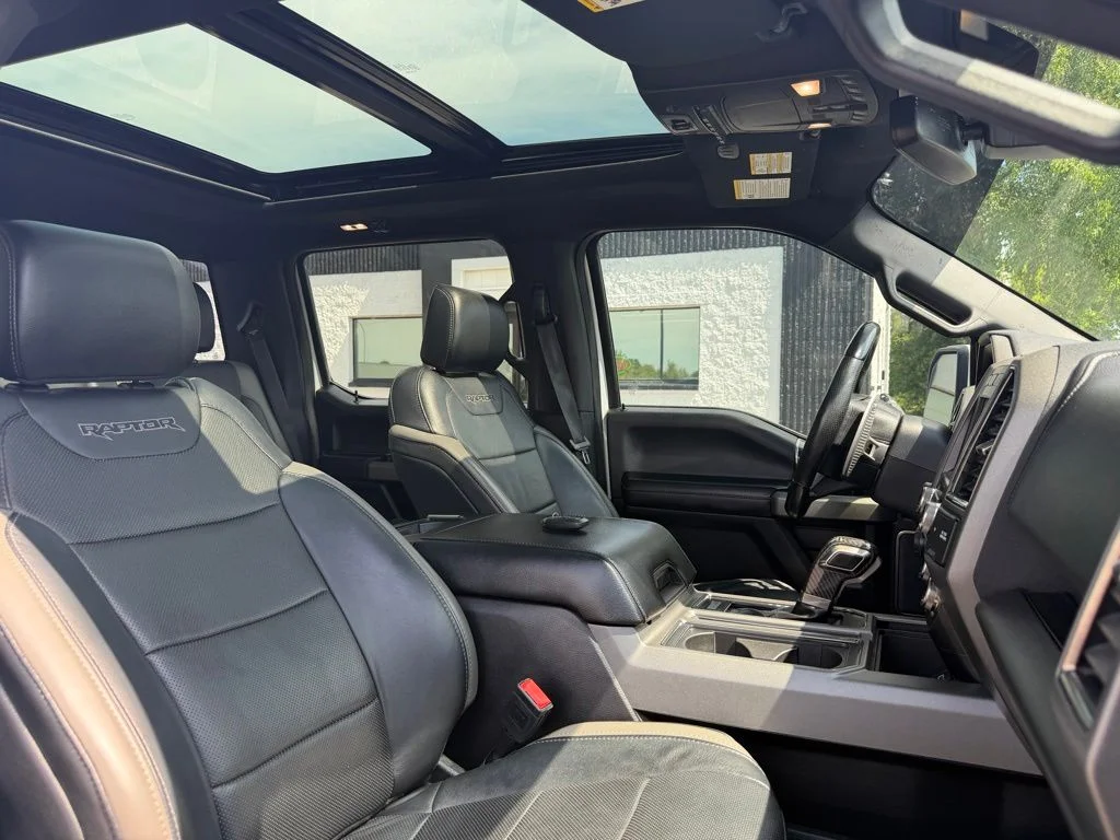 Used 2018  Ford Raptor image 32