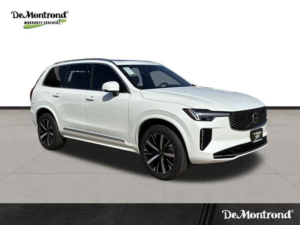 New 2026 Crystal White Volvo Core image 3